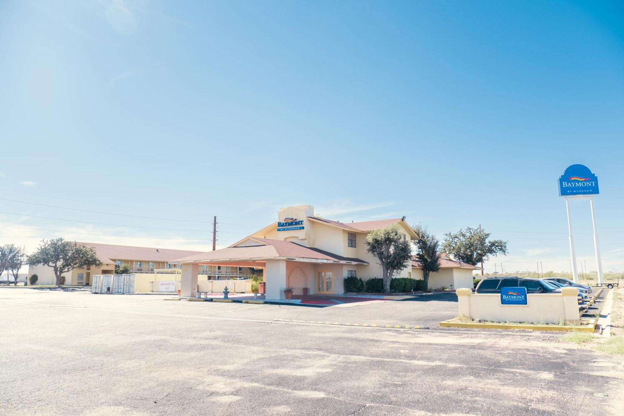 Baymont By Wyndham Fort Stockton Esterno foto